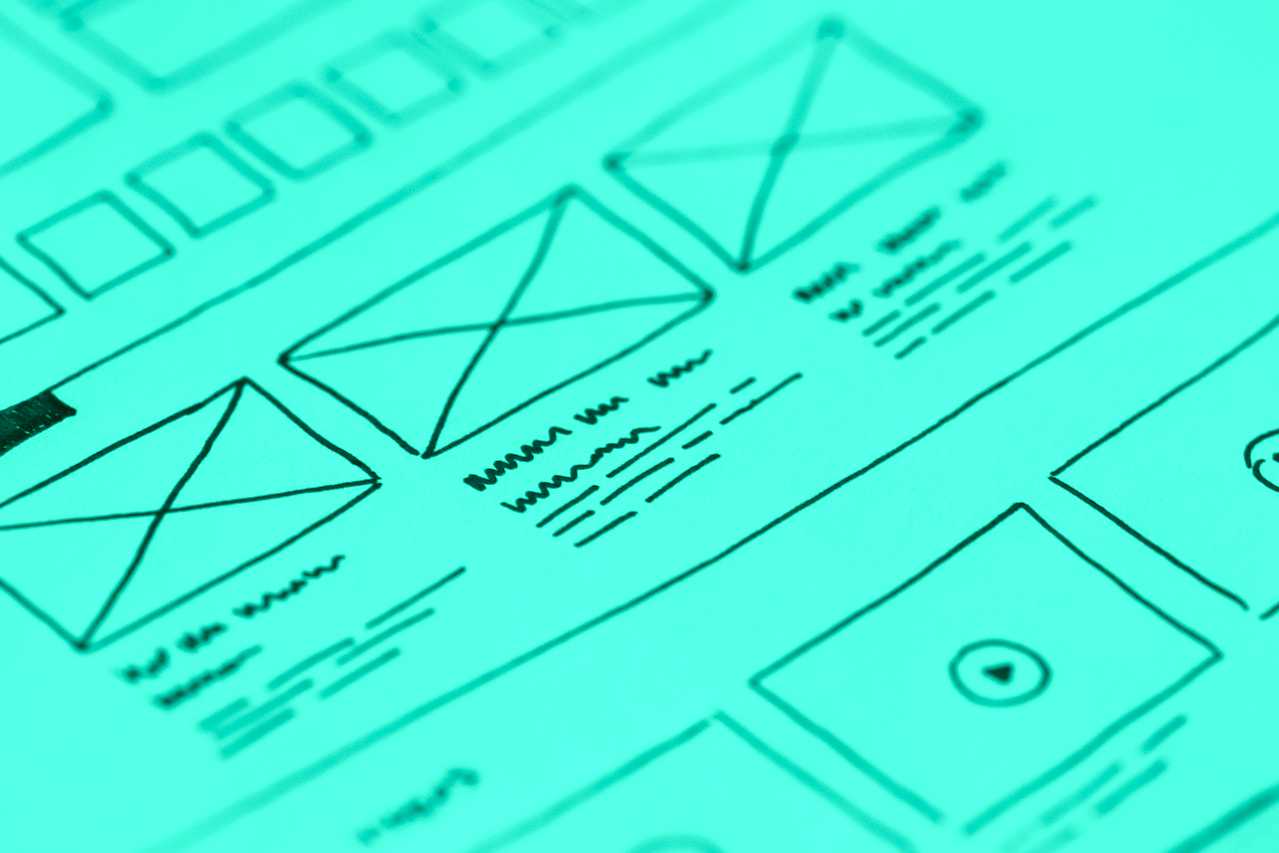 La relación entre diseño web y optimización para motores de búsqueda.